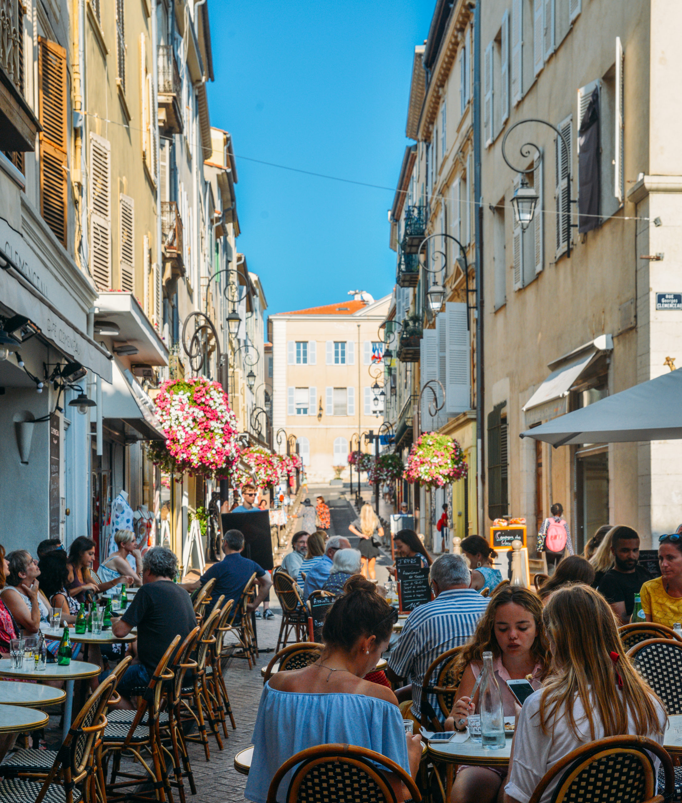 Old Antibes rental in the historic old town streets