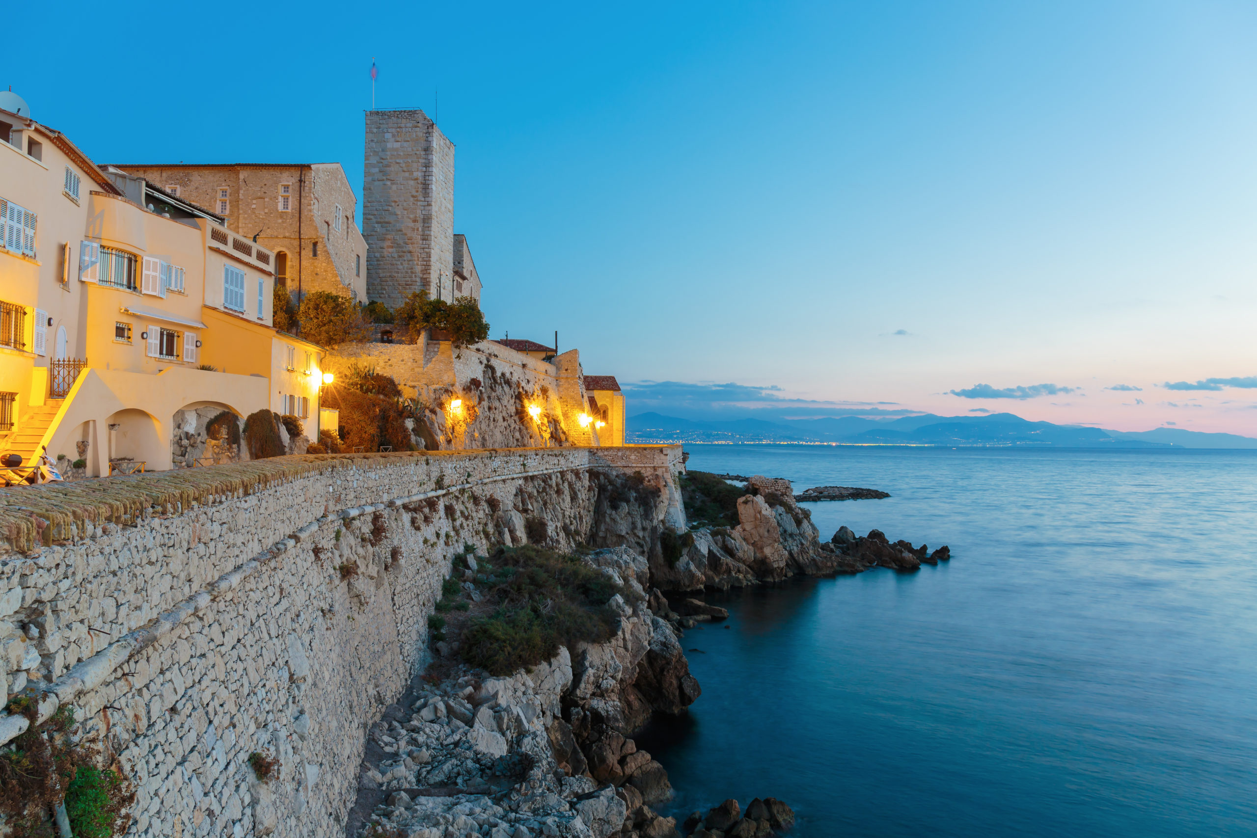 Old Antibes rental near the medieval ramparts and Mediterranean sea